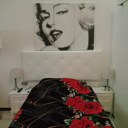 Room In House - 2 Studios With Private Facilities * Milano