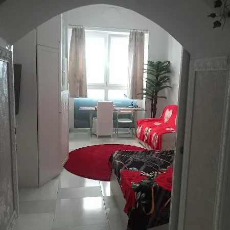 Room In House - 2 Studios With Private Facilities *