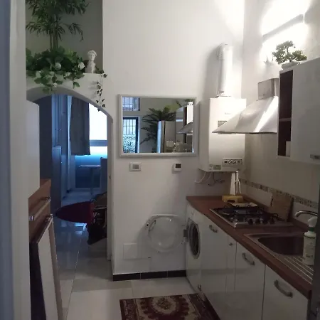 Room In House - 2 Studios With Private Facilities * Milan
